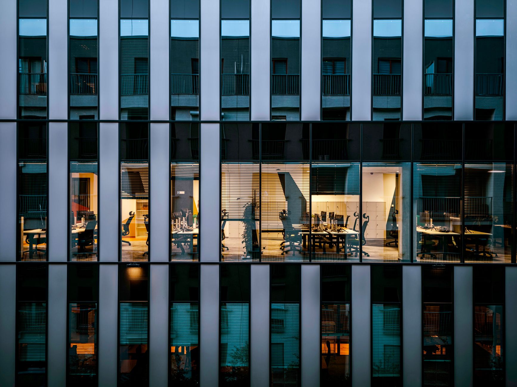Remote Work 2.0: The New Drive for In-Office Returns